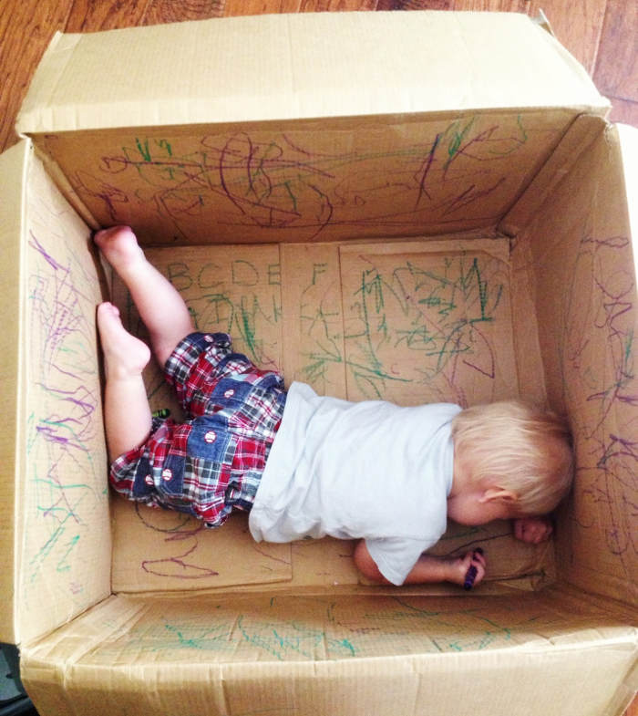 Cardboard box for coloring and painting