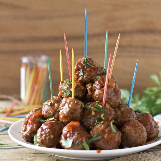 Recipe for meatballs for the aperitif at Christmas