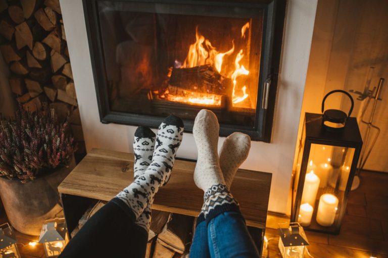 Astuce pour allumer un feu de cheminée