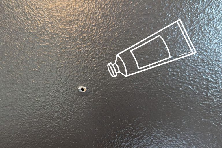 Astuces pour reboucher un petit trou dans un mur