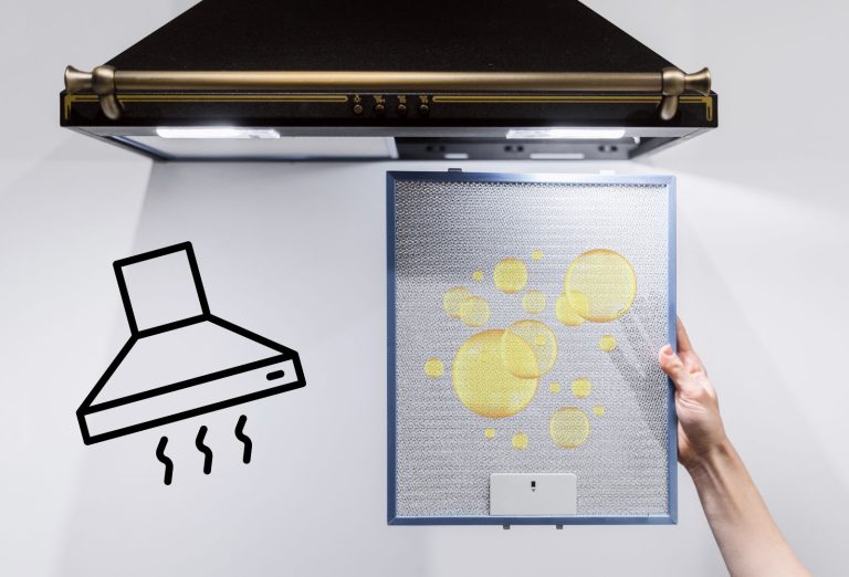 Laver les filtres de sa hotte de cuisine en inox